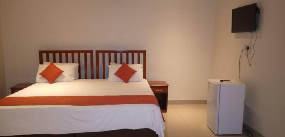 Pillacol Guest House Victoria Falls Exteriér fotografie